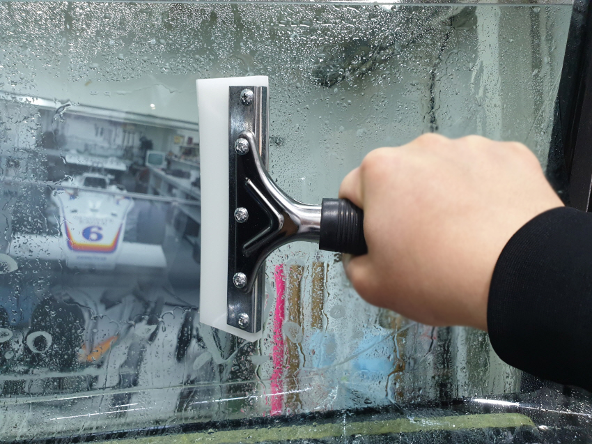 handle%2Bplastic%2Bsqueegee%2B171.jpg